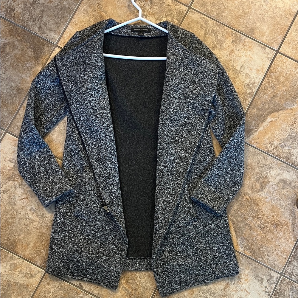 Banana Republic Women's Black and Gray Cardigan